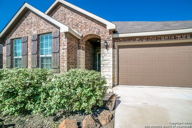 10211 Coyote Run, San Antonio, TX 78254 - photo 2