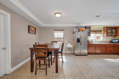 1566 E 117th St, Los Angeles, CA 90059 - photo 5