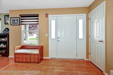 111 W Shenendoah Rd, Howell, NJ 07731 - photo 3