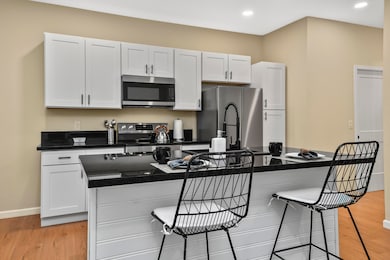 1220 E Pacific St unit 1b, Springfield, MO 65803 - photo 4