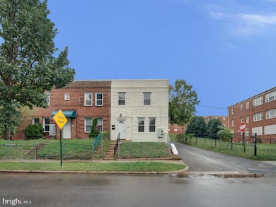 1946 I St NE, Washington, DC 20002 - photo 2