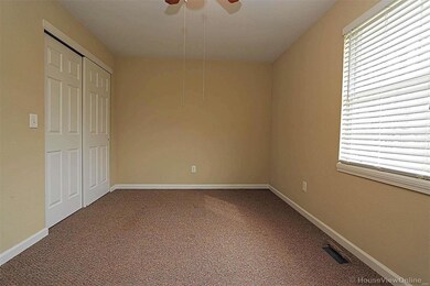 12 Aldergate St, Farmington, MO 63640 - photo 7