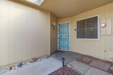 10924 W Thunderbird Blvd unit 17F, Sun City, AZ 85351 - photo 2