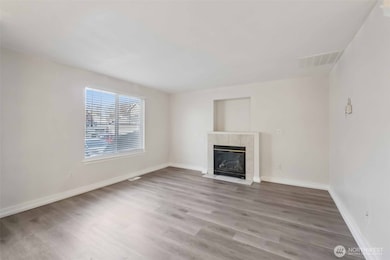 2805 9th St SE, Puyallup, WA 98374 - photo 2