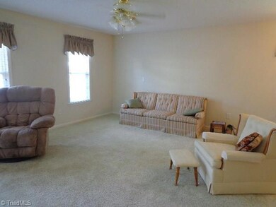 3140 Zoo Pkwy unit 101, Asheboro, NC 27205 - photo 2