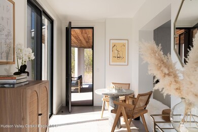 8-web-or-mls-28-NY-32A-8