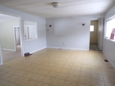 4 Janvrin Dr, Seabrook, NH 03874 - photo 3