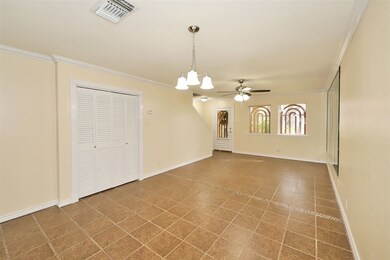 5310 Cypress Dr, Laredo, TX 78041 - photo 4