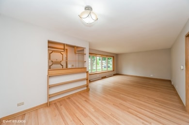 7045 W Madison St, Niles, IL 60714 - photo 7