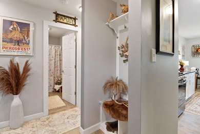 2111 Tupelo Ln, Chesterton, IN 46304 - photo 4