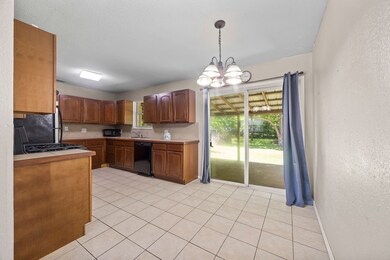 1008 S Janelle Ave, Fayetteville, AR 72701 - photo 6