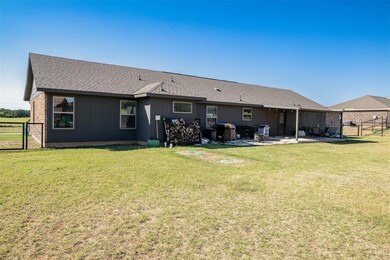 106 Stella Ln, Springtown, TX 76082 - photo 6