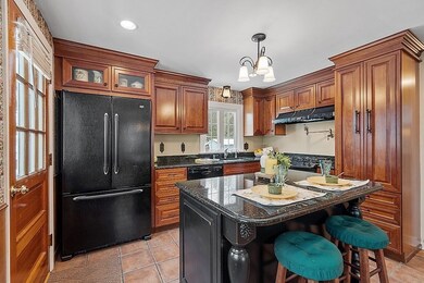 24 Rosewood Ave, Billerica, MA 01821 - photo 4