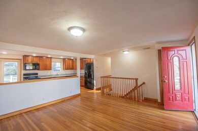 3 Pershing Rd, Salem, MA 01970 - photo 5