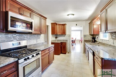 540 E 54th St, Savannah, GA 31405 - photo 7