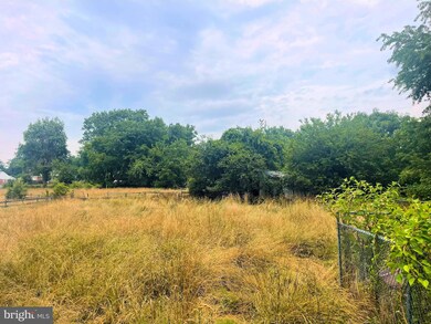 8317 Windsor Mill Rd, Windsor Mill, MD 21244 - photo 2