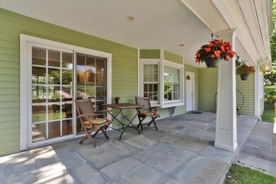 000-photo-front-view-7300870