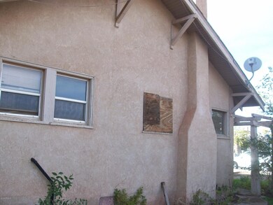 601 W 3rd St, Winslow, AZ 86047 - photo 5