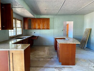 609 E 23rd Ave, Cordele, GA 31015 - photo 5