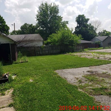 217 E Broadway St, Princeton, IN 47670 - photo 3