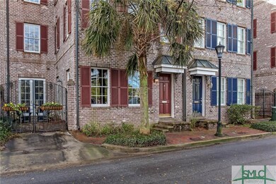 411 E Hull St, Savannah, GA 31401 - photo 2