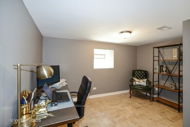 5107 W Wellington Ave, Chicago, IL 60641 - photo 7