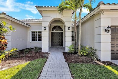 This beautiful Imagination Farms home has a brand new roof and is freshly painted inside and out. It has a central vacuum system.  Both AC units are new.  The home is equipped with accordion shutters and is move-in ready!