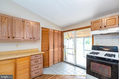 3601 Sollers Point Rd, Dundalk, MD 21222 - photo 4