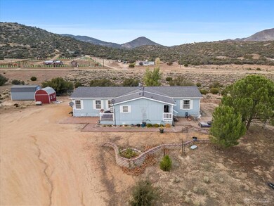 24343 Lalaponzi Ct, Tehachapi, CA 93561 - photo 6