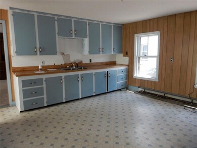 14 King St, Biddeford, ME 04005 - photo 3