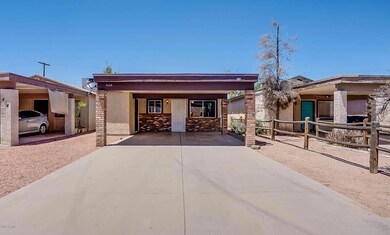 438 E Royal Palms Dr, Mesa, AZ 85203 - photo 7