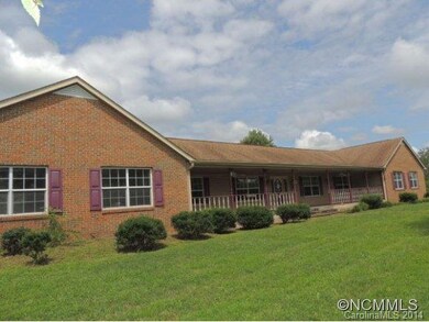 125 Foster Estate Dr, Asheville, NC 28806 - photo 2