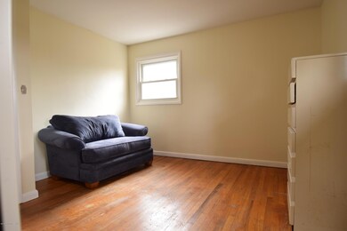 Bedroom 3.JPG
