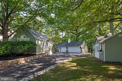 27 Eastwoods Cir, Doylestown, PA 18901 - photo 4