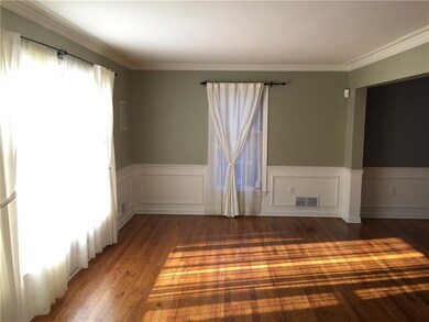 515 Hollydale Dr, Bethel Park, PA 15102 - photo 4