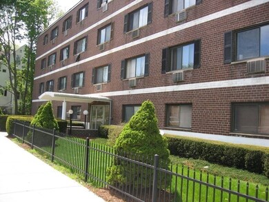 35 Glencoe St unit 33, Brighton, MA 02135 - photo 5