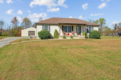 532 Douglas Ln, Lafayette, TN 37083 - photo 2