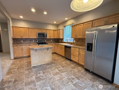 22817 SE 287th Place, Maple Valley, WA 98038 - photo 2