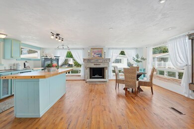 Venetian plaster walls and ceilings