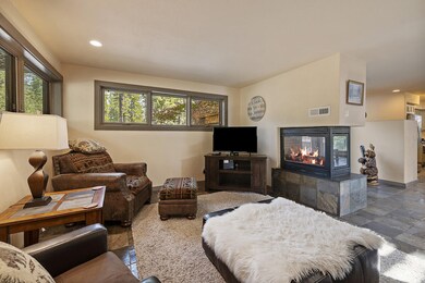 Living room 1