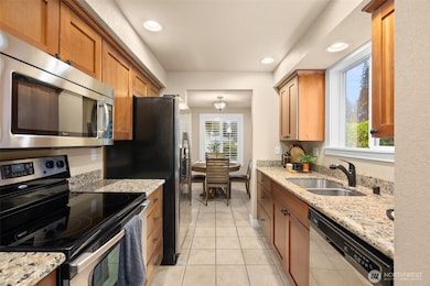 3926 NW Fairway Ln unit 3J, Bremerton, WA 98312 - photo 7