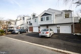 2702 Creekside Dr unit 2702, Newark, DE 19711 - photo 2