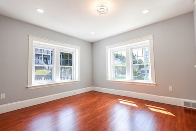 218 Marshall St, Fitchburg, MA 01420 - photo 3