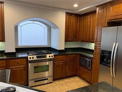 8458 Summers Ranch Ct, Las Vegas, NV 89139 - photo 7