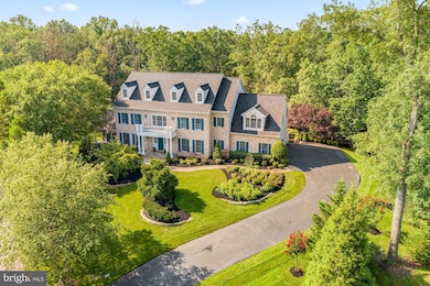 5823 Ridings Manor Place, Centreville, VA 20120 - photo 2