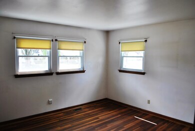 1260 Carbone Dr, Columbus, OH 43224 - photo 6