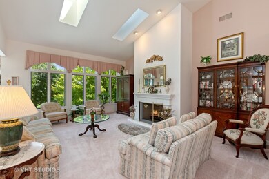 230 Course Dr, Lake In the Hills, IL 60156 - photo 2