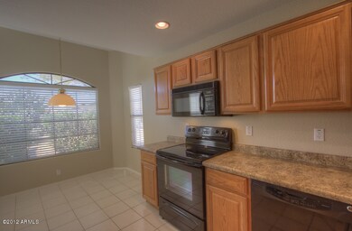 Eat-in Kitchen