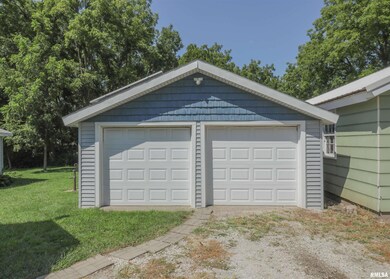 335 S Stewart St, Geneseo, IL 61254 - photo 4
