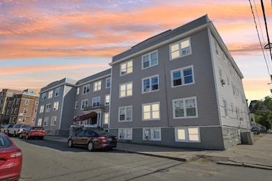 42 W Baltimore St unit 22, Lynn, MA 01902 - photo 4
